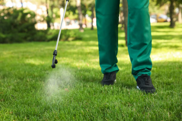 Best Wildlife Control Services  in Combined Locks, WI